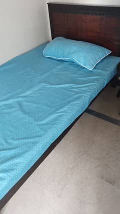 single bed without mattres