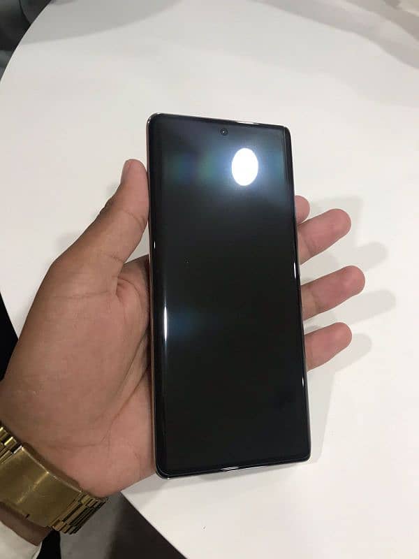 Tecno spark 20 pro plus 5