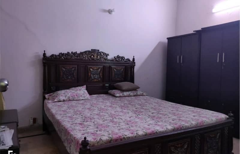 1350 Square Feet Flat Up For Sale In Gulshan-E-Iqbal - Block 11 8