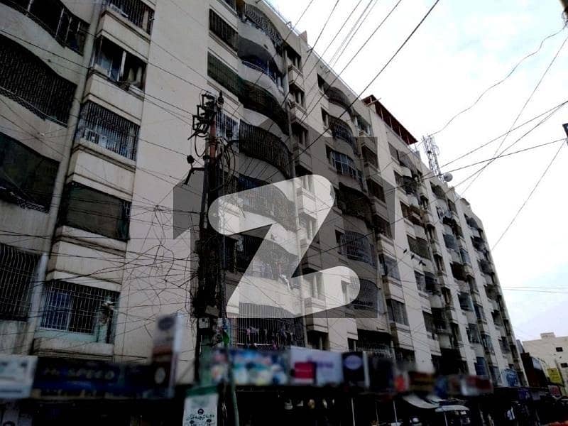 Prime Location Flat Sized 1350 Square Feet Is Available For sale In Gulshan-e-Iqbal - Block 13-D2 20