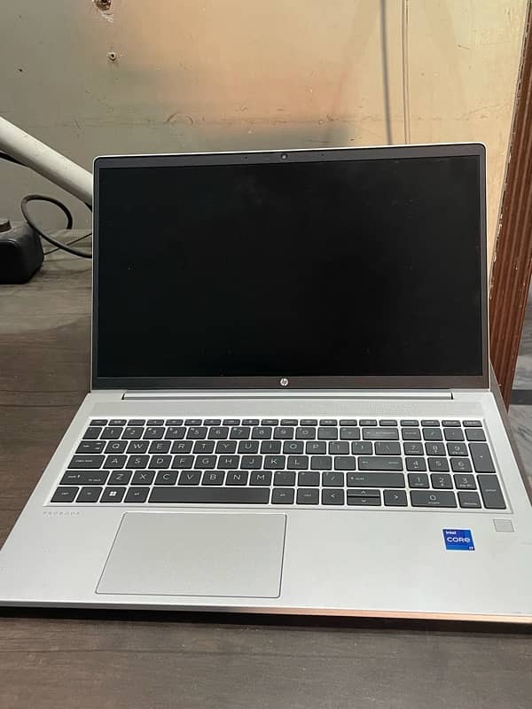 HP Probook 450 G9 15.6" - i7-12th Gen 10