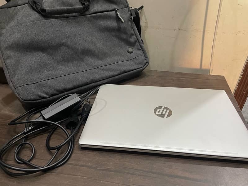 HP Probook 450 G9 15.6" - i7-12th Gen 11