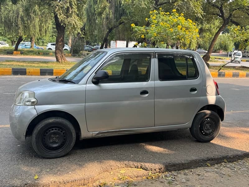 Daihatsu Esse 2009 5