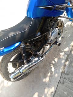 Ybr Blue 125