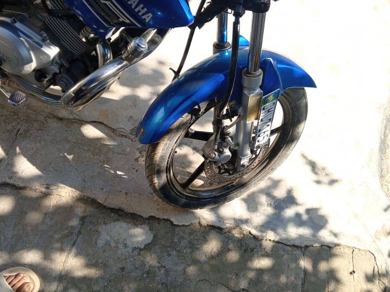 Ybr Blue 125 3