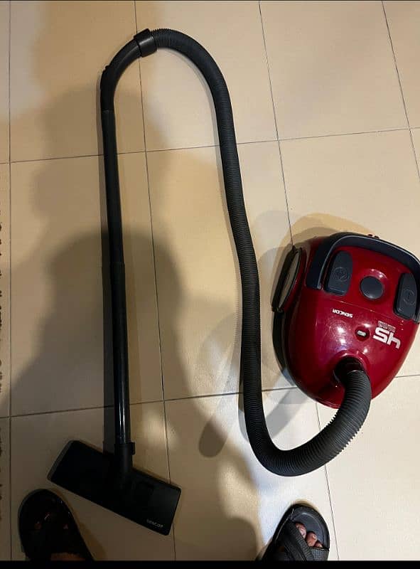 Sencor vacuum cleaner slightly used 1