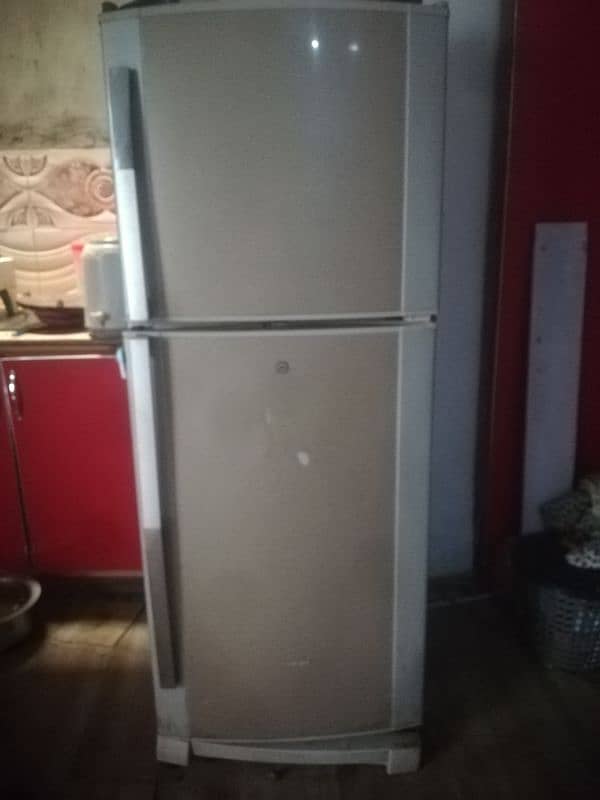 Dawlance refrigerator 1