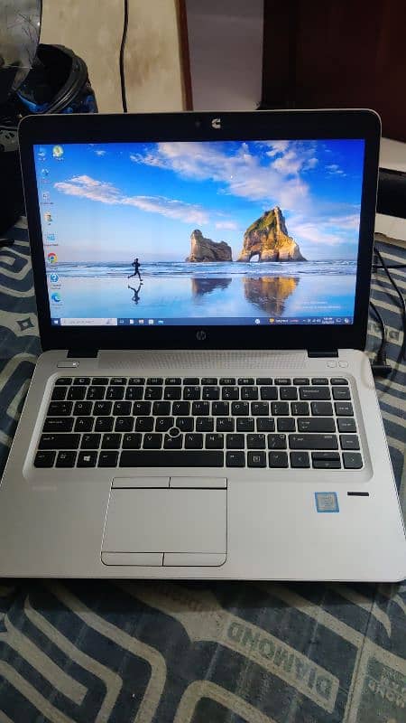 hp elite book 840 G4 I5 7th gen 0