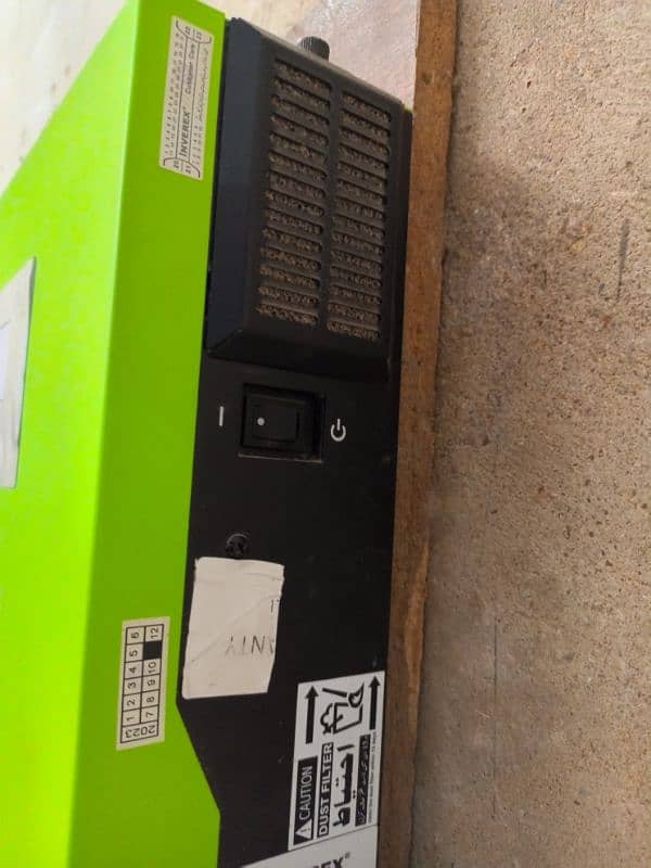 inverx inverter 1.2kw tall tubbler battery 8