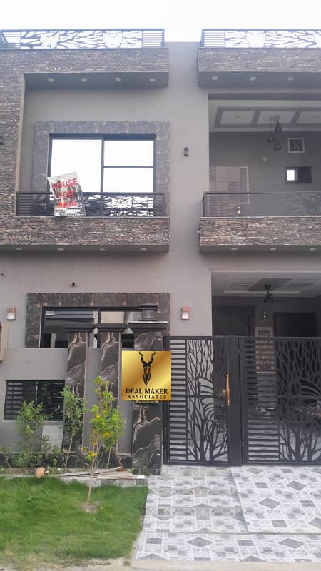 5 MARLA BRAND NEW FACING PARK LUXURY HOUSE AVAILABE FOR SALE IN PARK VIEW CITY LAHORE 31