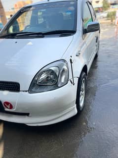 Toyota Vitz 2000