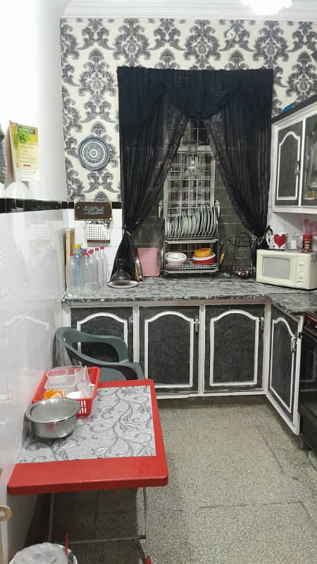 2.75 Marla Used House For Sale In Shabab Chowk Samanabad Pakki ThAti Lahore 19