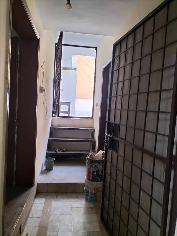 10 Marla Portion For Rent In Judicial Colony 12