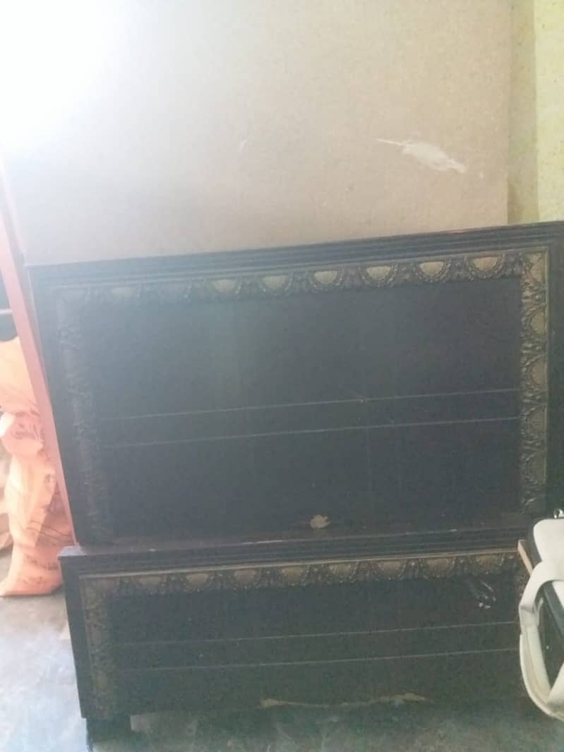 Single bed For Sale Average in condition 0