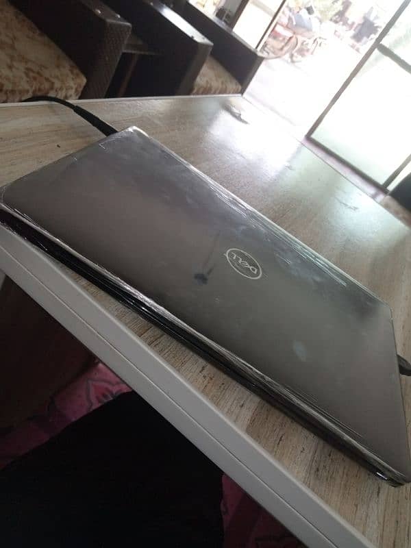 Dell Latitude 5500 5