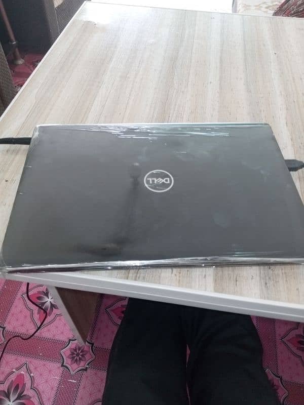 Dell Latitude 5500 6