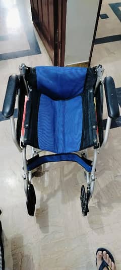 folding wheel chair