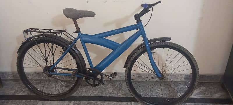 bicycle in used condition but in good condition 1