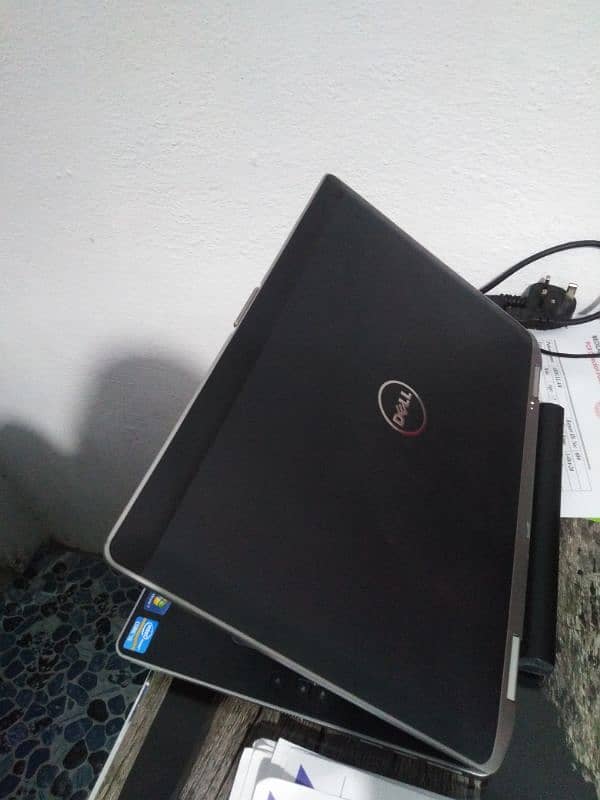 dell laptop 2