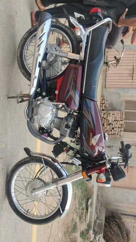 Honda CG125 2023 6