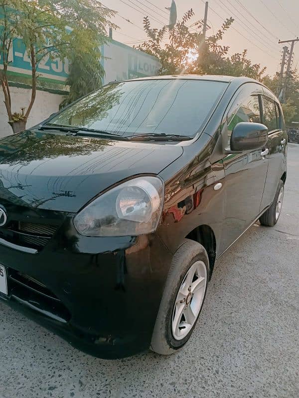 Daihatsu Mira 2012 1