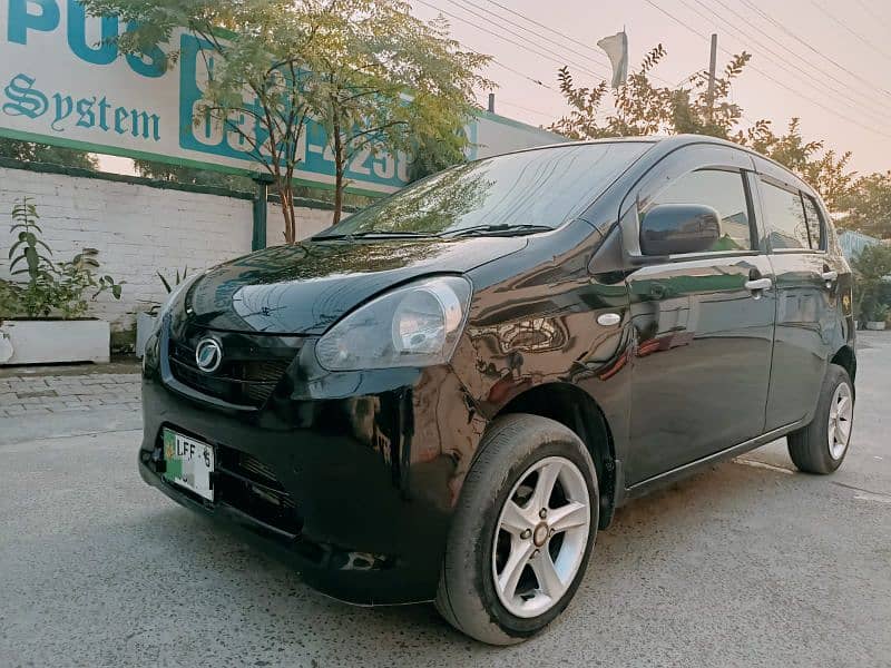 Daihatsu Mira 2012 2