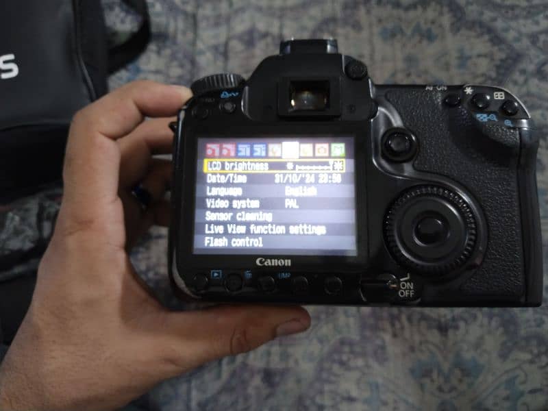 canon 40d camera urgent sale 11