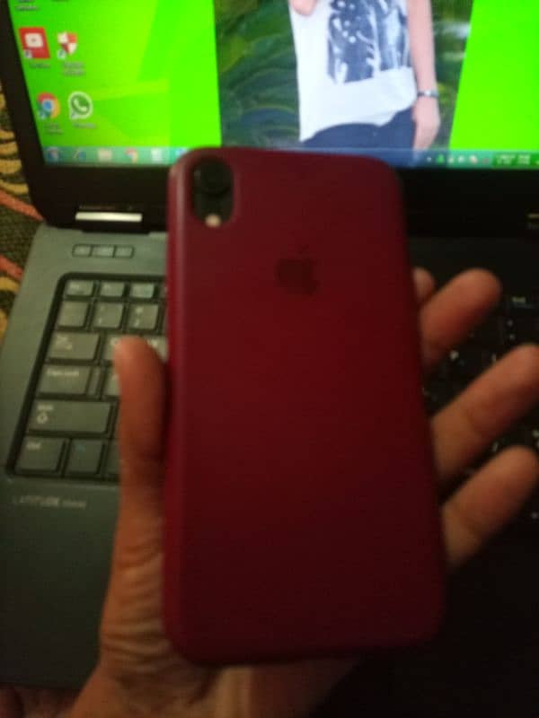 IPhone Xr All ok Waterpack/Exchange With New Model Android 6