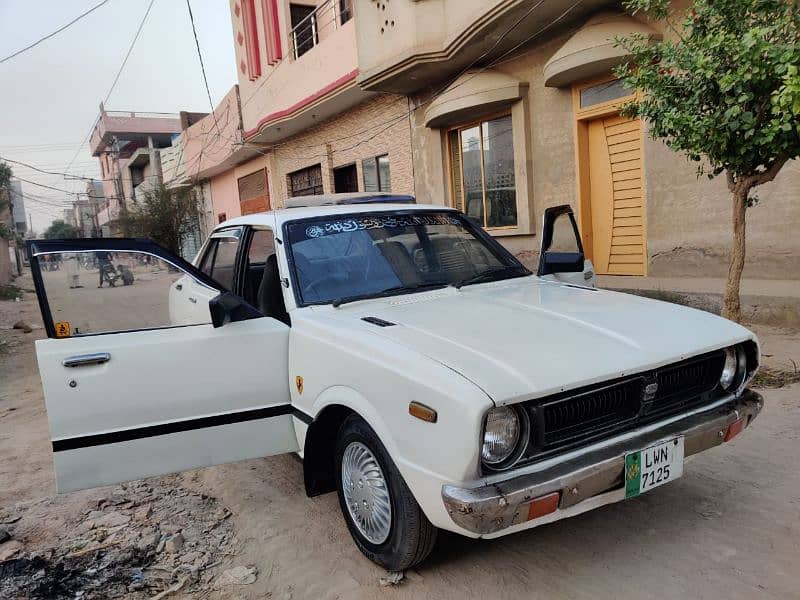 Toyota Corolla 1975 2