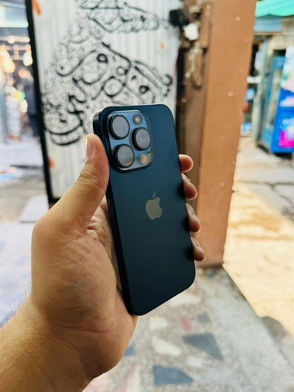 iphone 15 Pro HK 256GB 6