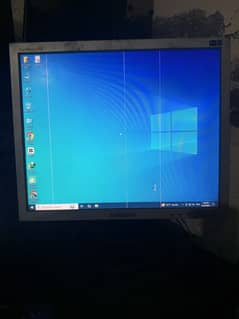 Samsung 17 inach LCD far sale urgent