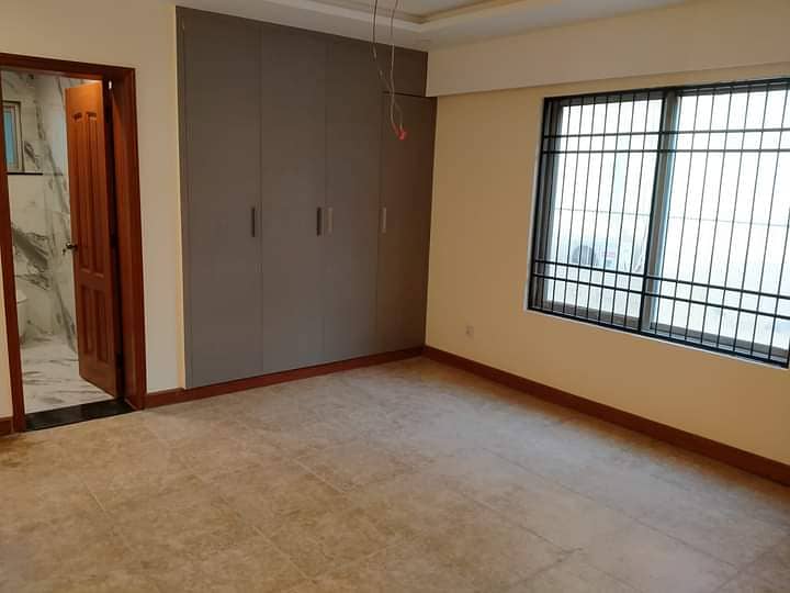 G10 PRIME LOCATION ONE KANAL UPPER PORTION FOR RENT 4 BEDROOMS 4 BATH 2