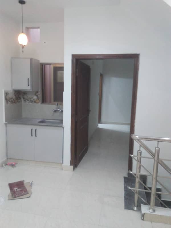 2.25 Marla House For Sell 3 Bad Attached Bath Tv Lounge Double Kitchen Till Flooring Wood Wark Good Location Main Approach 1