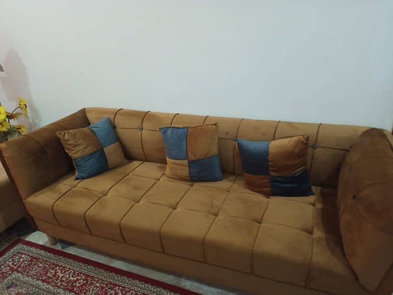 I HAVE SELL MY NEW SOFA SET URGENTLY 2