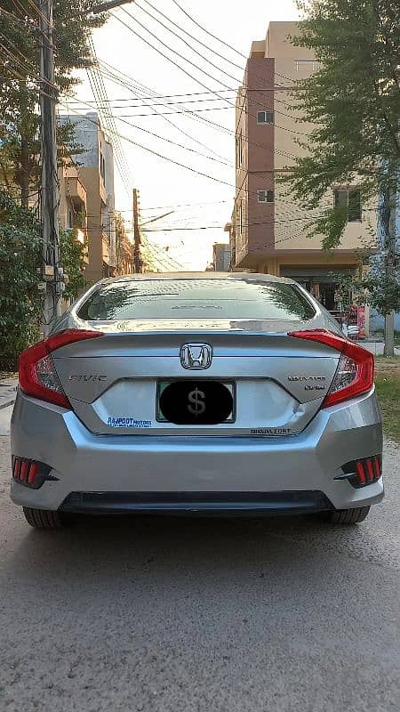 Honda Civic Oriel 2017 3