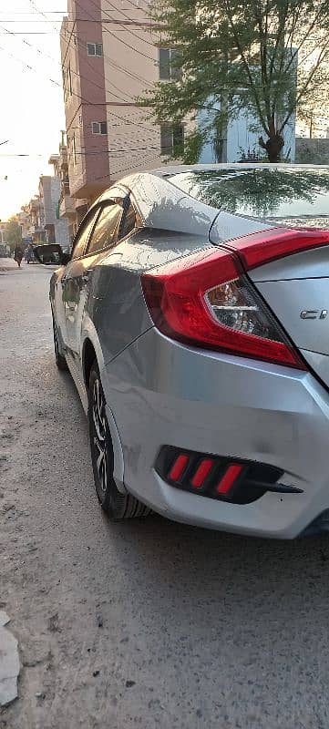 Honda Civic Oriel 2017 5