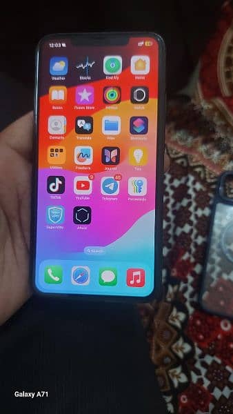 iphone 11 pro max pta official approved 0