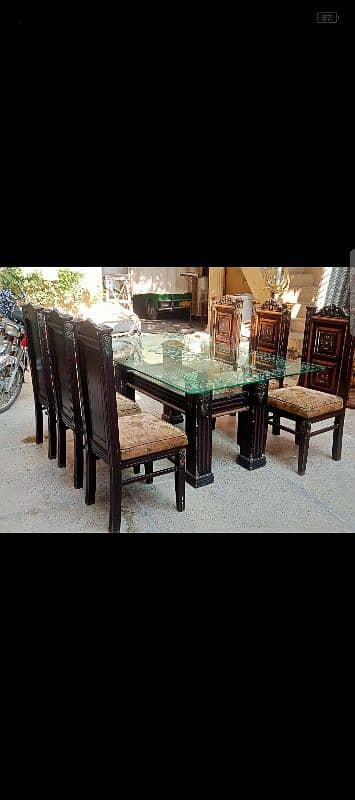 Solid Wood Dinning Table for sale along with 6 chairs 2