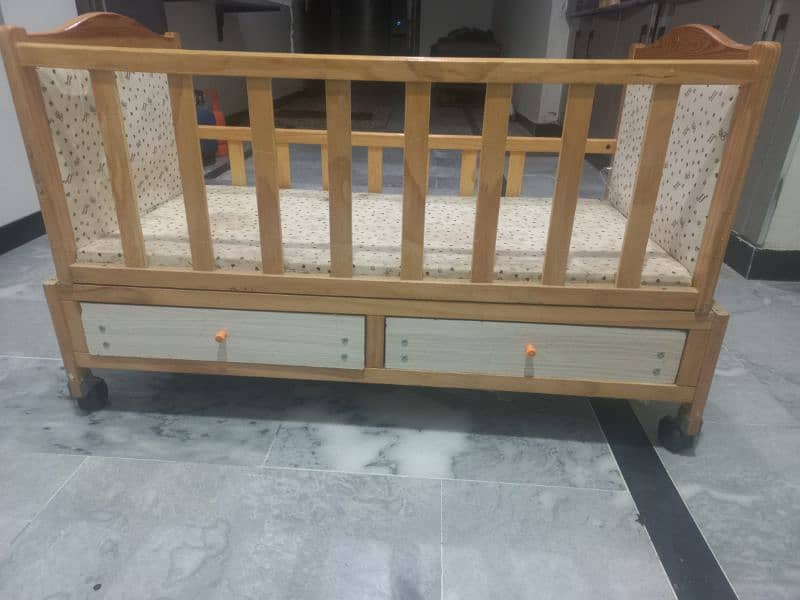 Baby cot 0