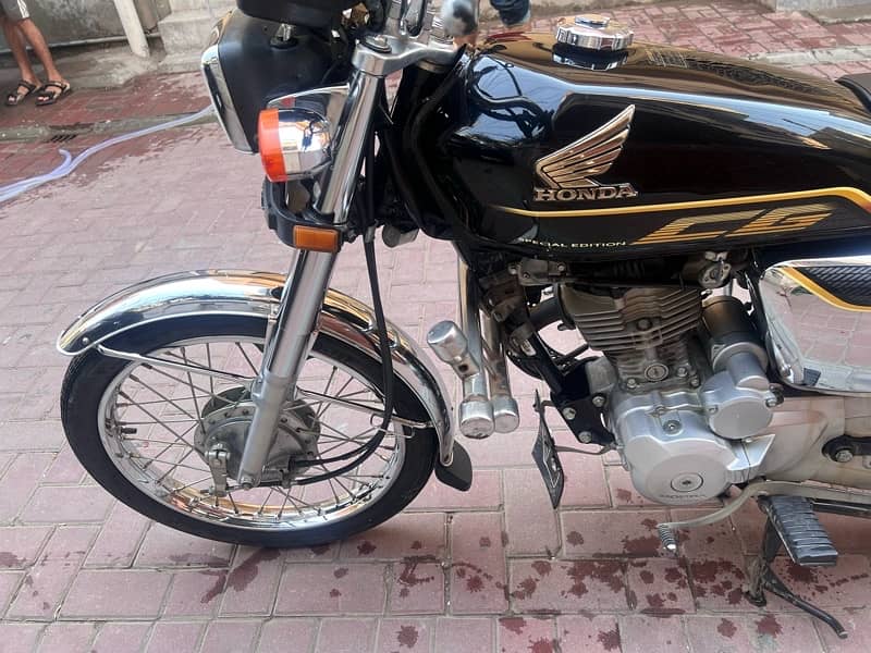 Sale my Honda CG 125 Self Star ( Special Edition ) 7