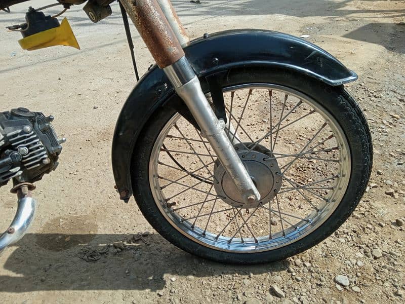 super power bike saf sutri nut to nut shiny brand new condition 15