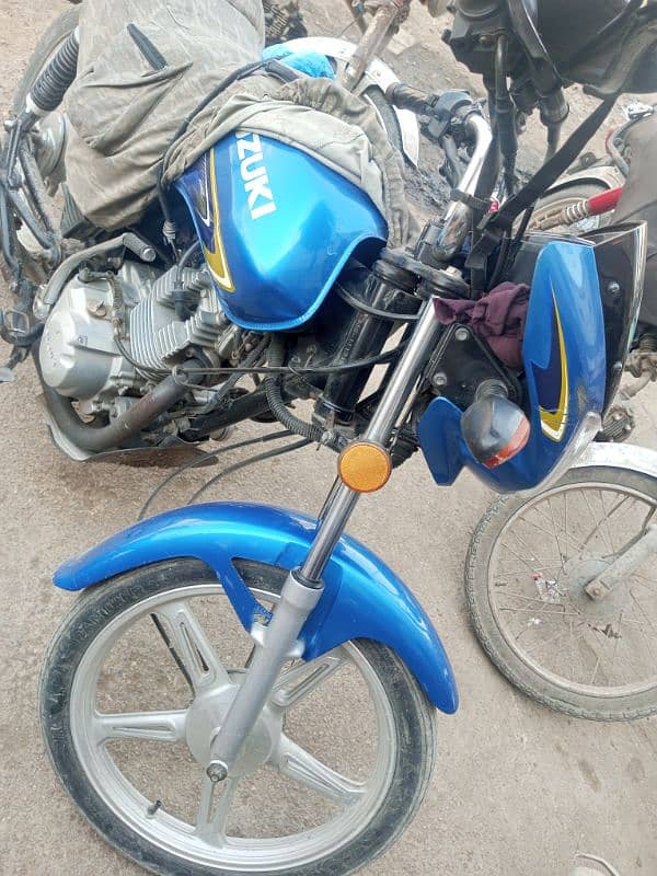 I m selling my bike 110 smoth sound 4