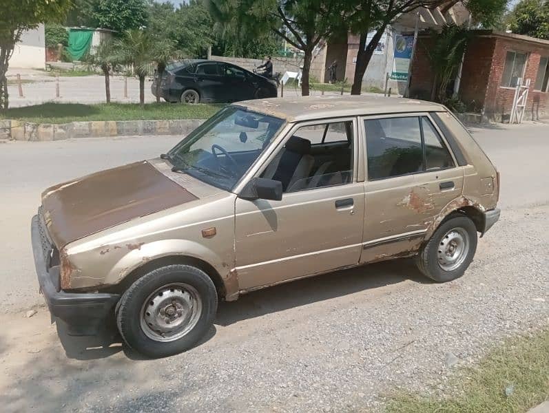 Daihatsu Charade 1983 0