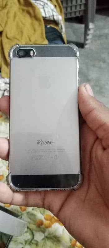 Iphone 5s Non PTA 32 gb App store working 7