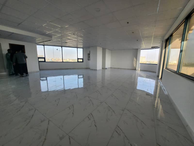 1400 Square Feet Brand New Office For Rent Prime Location Of Gulberg 2