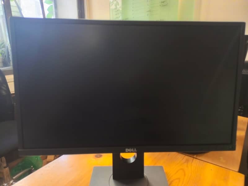 LCD Monitors 22" wide (HDMI,DVI&VGA) Fresh Import 0