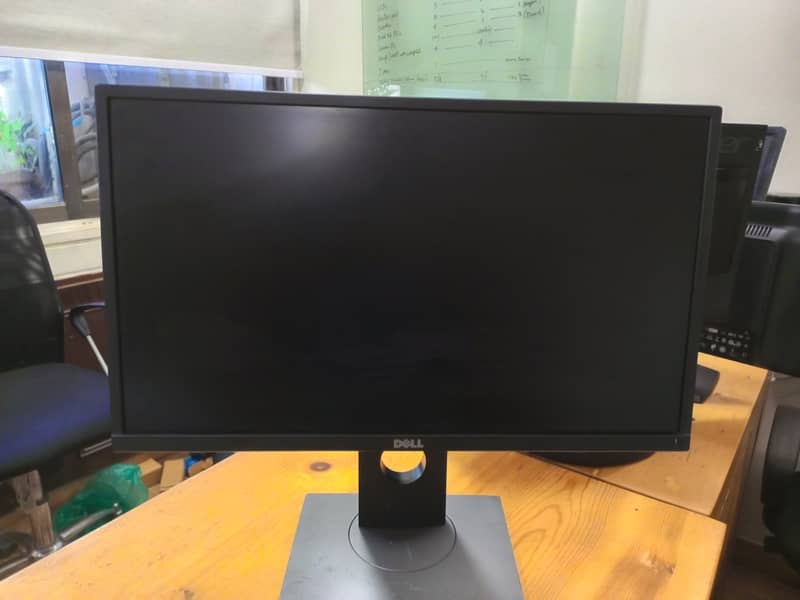 LCD Monitors 22" wide (HDMI,DVI&VGA) Fresh Import 1