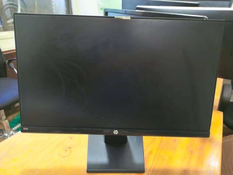 LCD Monitors 22" wide (HDMI,DVI&VGA) Fresh Import 13