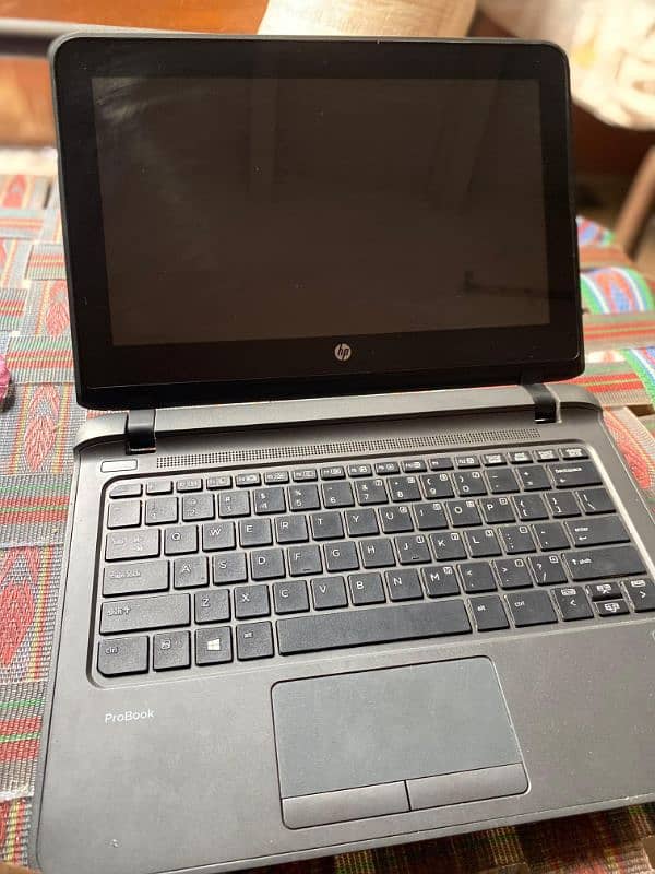 Hp laptop core i3 6th generation Ram Rom 8/120 touch support 2