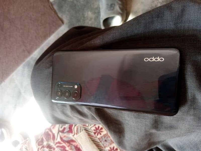 oppo reno 5  8+2-gb 128-gb 10/10 3